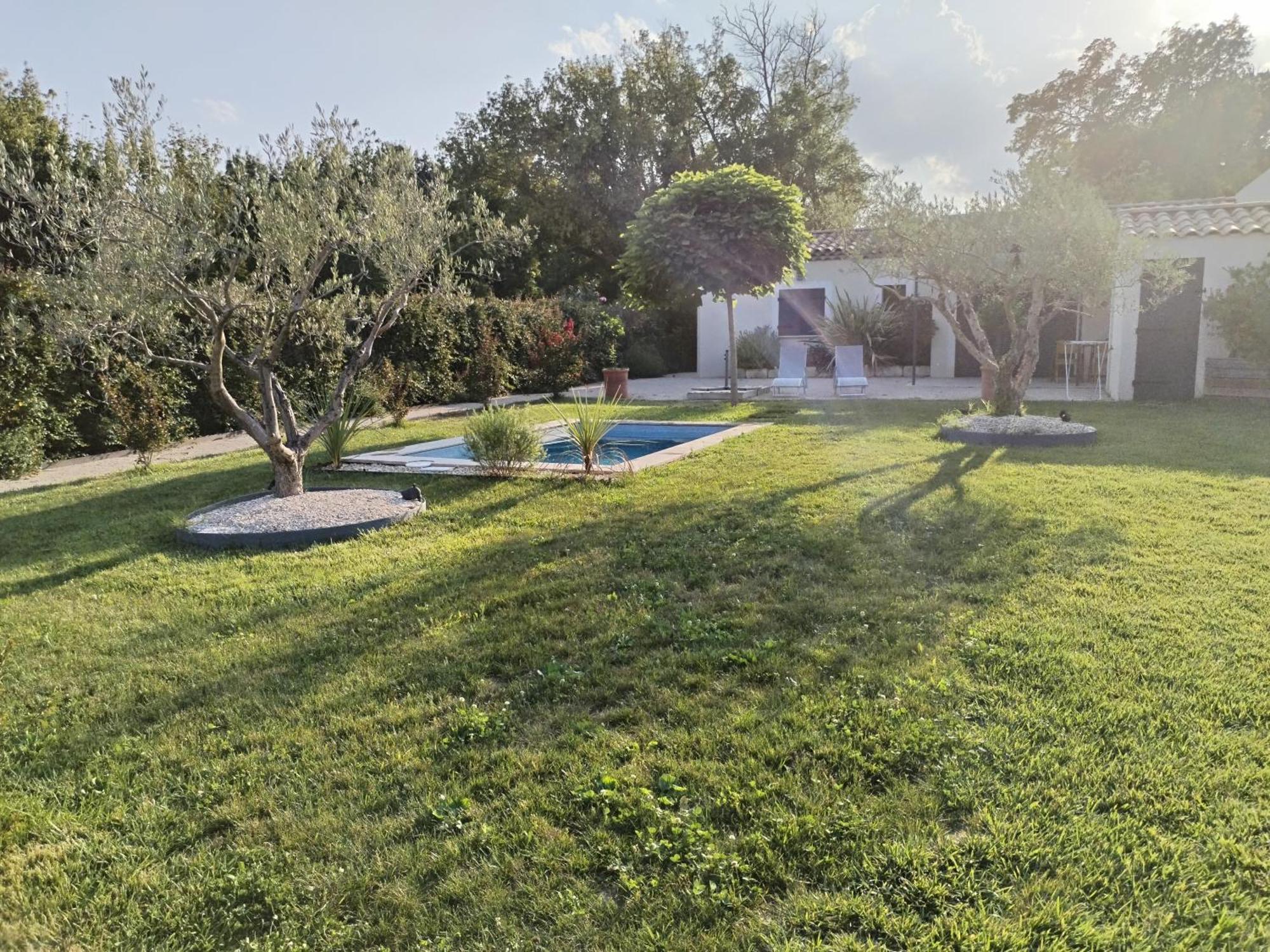 Maison En Campagne Αβινιόν Εξωτερικό φωτογραφία